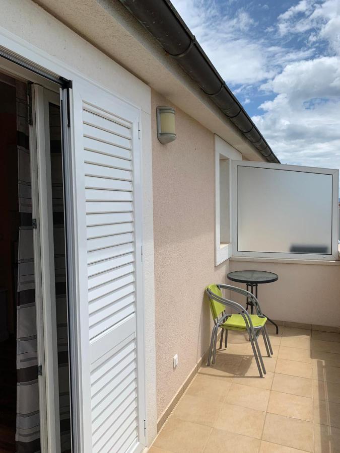 Apartmani Dubrava Podstrana Exterior foto